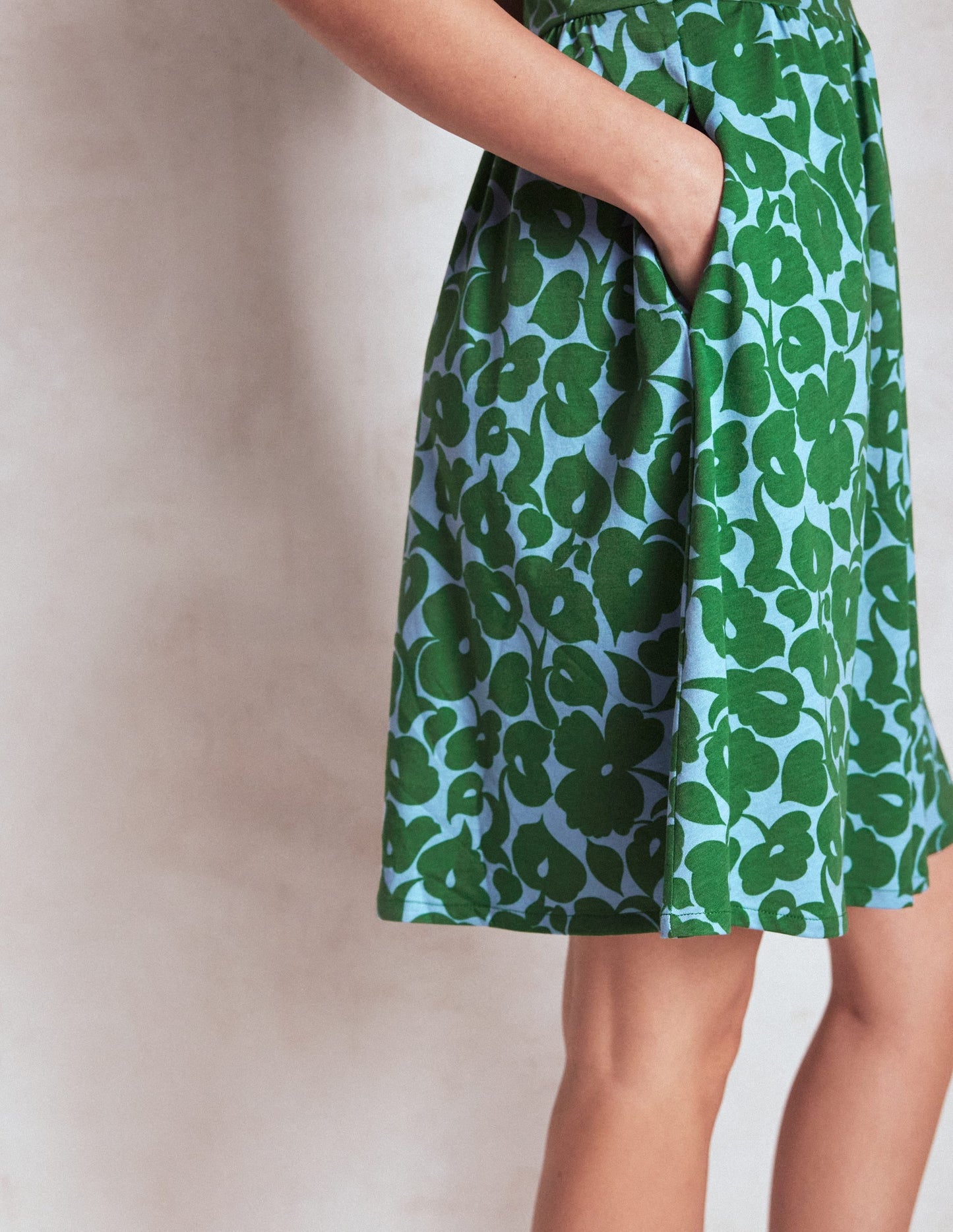 Louisa Short Jersey Dress-Highland Green, Leafy Grove